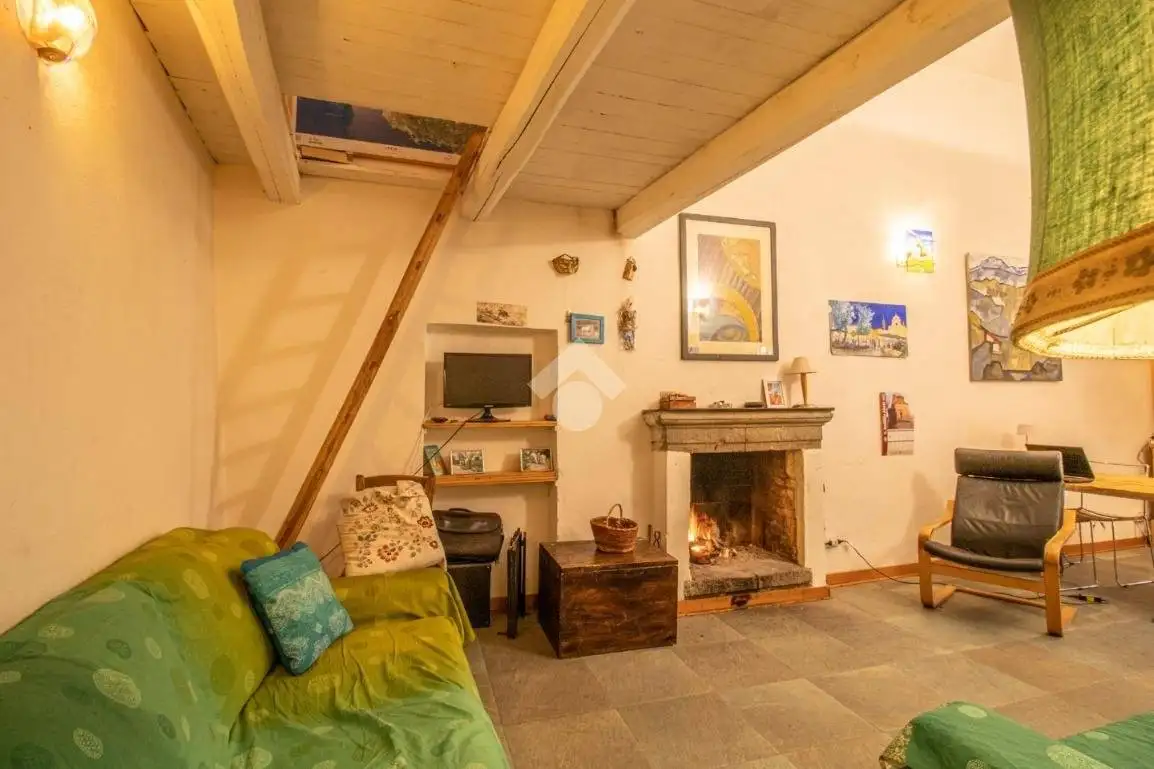 Trilocale via Casperia 15, Centro, Casperia - foto 3