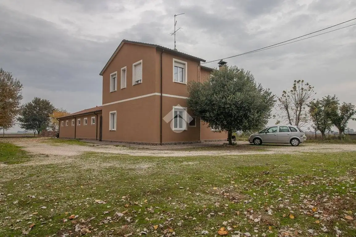 Casa indipendente in vendita a Ravenna