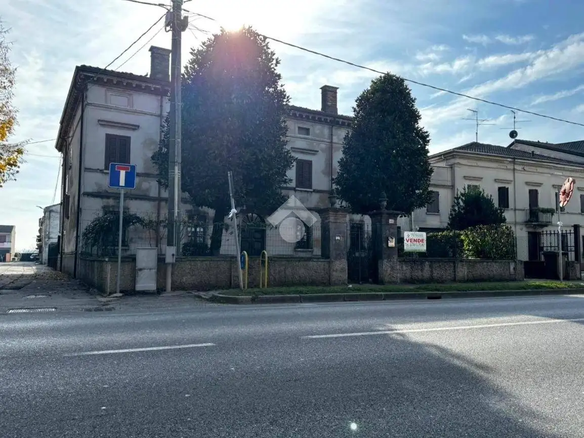 Casa indipendente in vendita a Marcaria