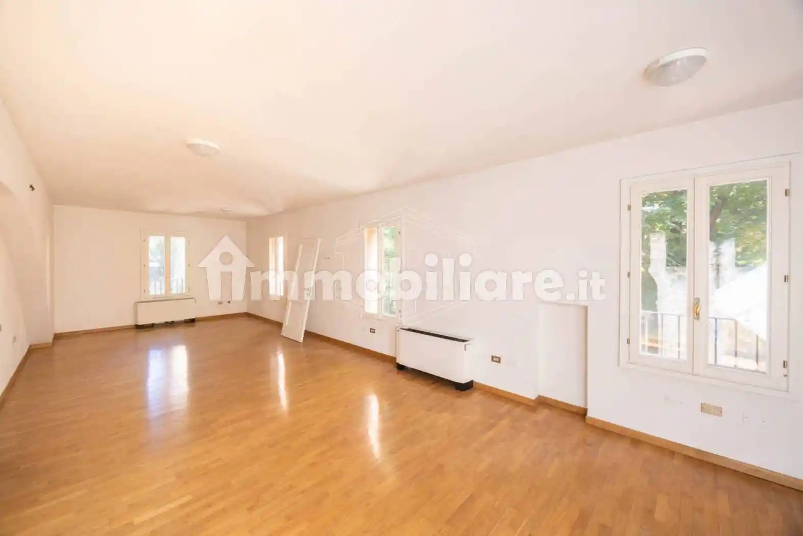 Palazzo - Edificio in Vendita - foto 5