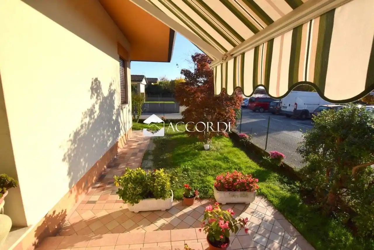 Villa in vendita a Trevignano