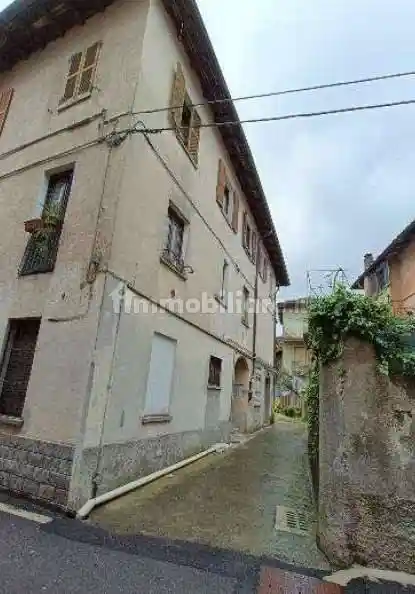 Appartamento in vendita a Lurate Caccivio