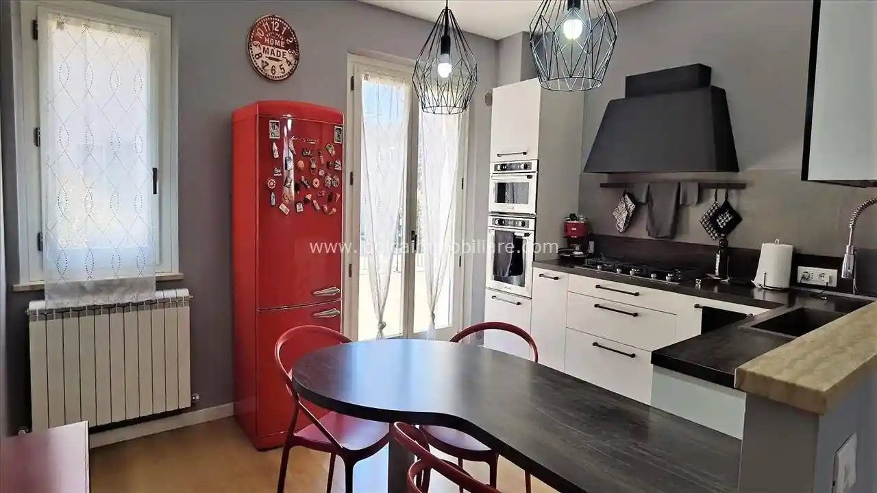 Villa in vendita a Sarteano