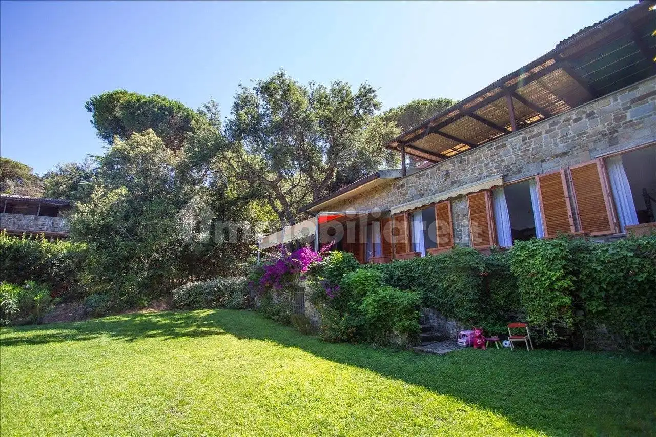 Villa in vendita a Castiglione della Pescaia