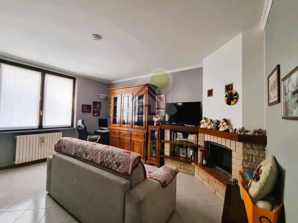 Villa a schiera via Pitagora, Centro, Casalpusterlengo - foto 5