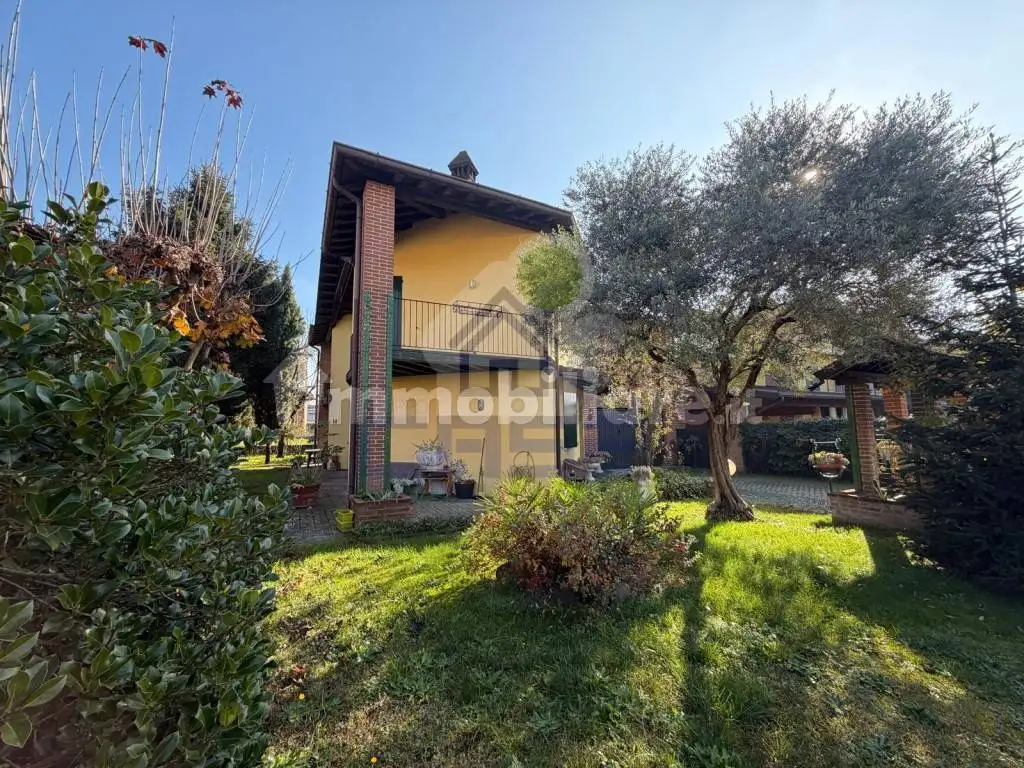 Villa in vendita a Barbariga