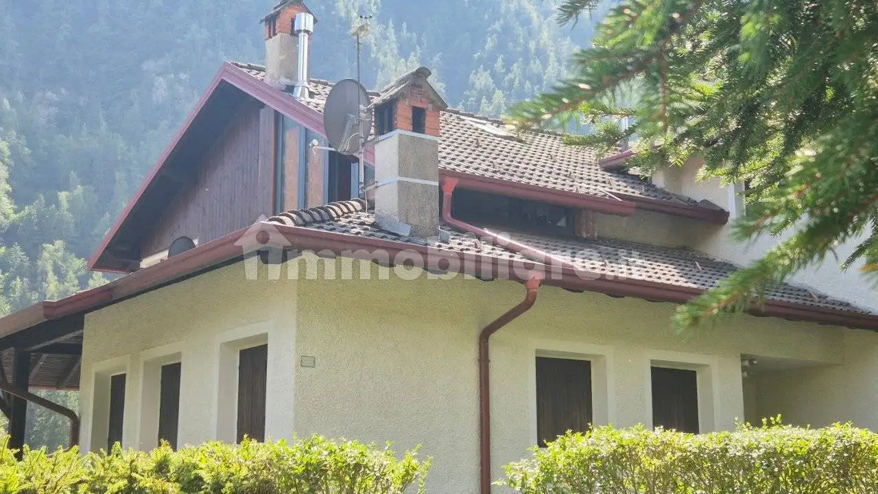 Quadrilocale buono stato, primo piano, Croce Salven, Borno - foto 2