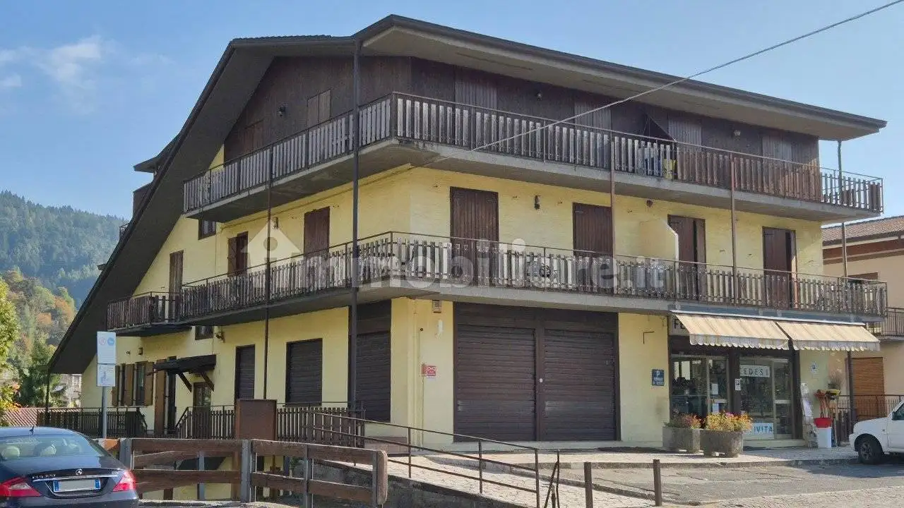 Trilocale buono stato, primo piano, Centro, Borno - foto 2