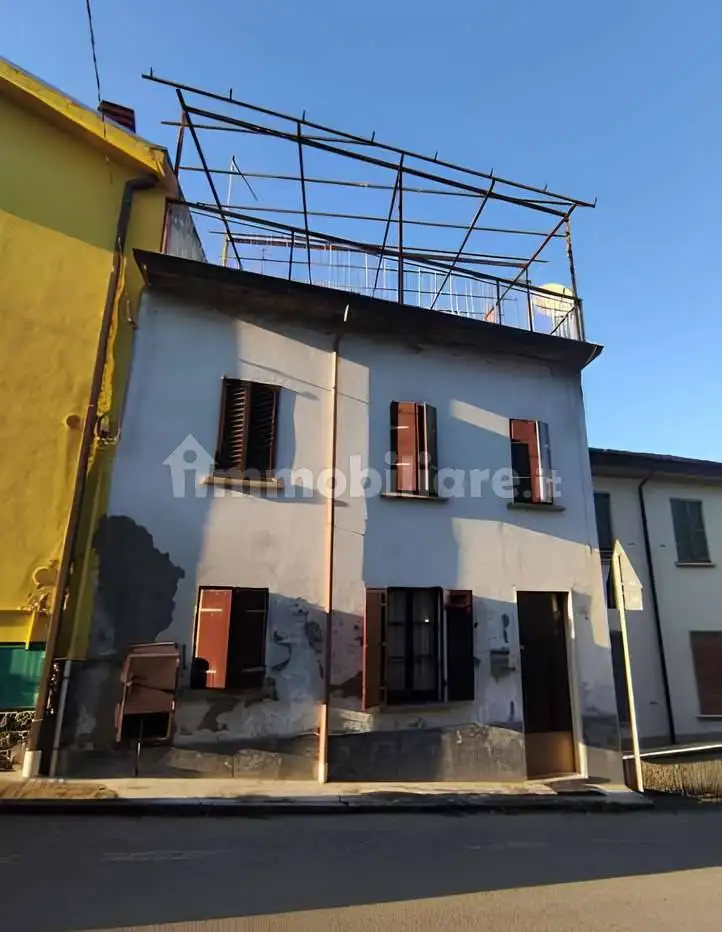 Appartamento in asta a Redavalle