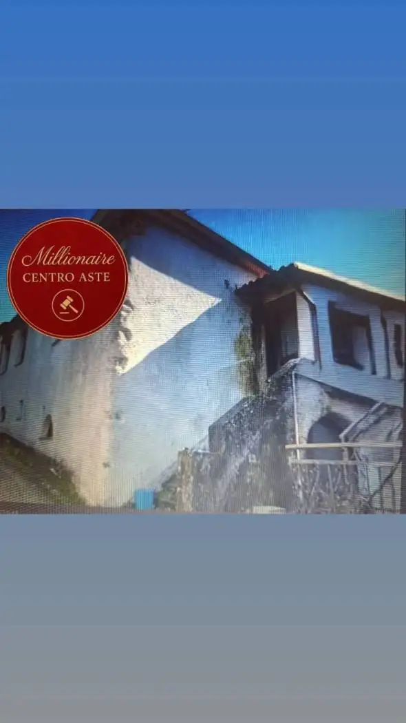 Appartamento in asta a Licciana Nardi