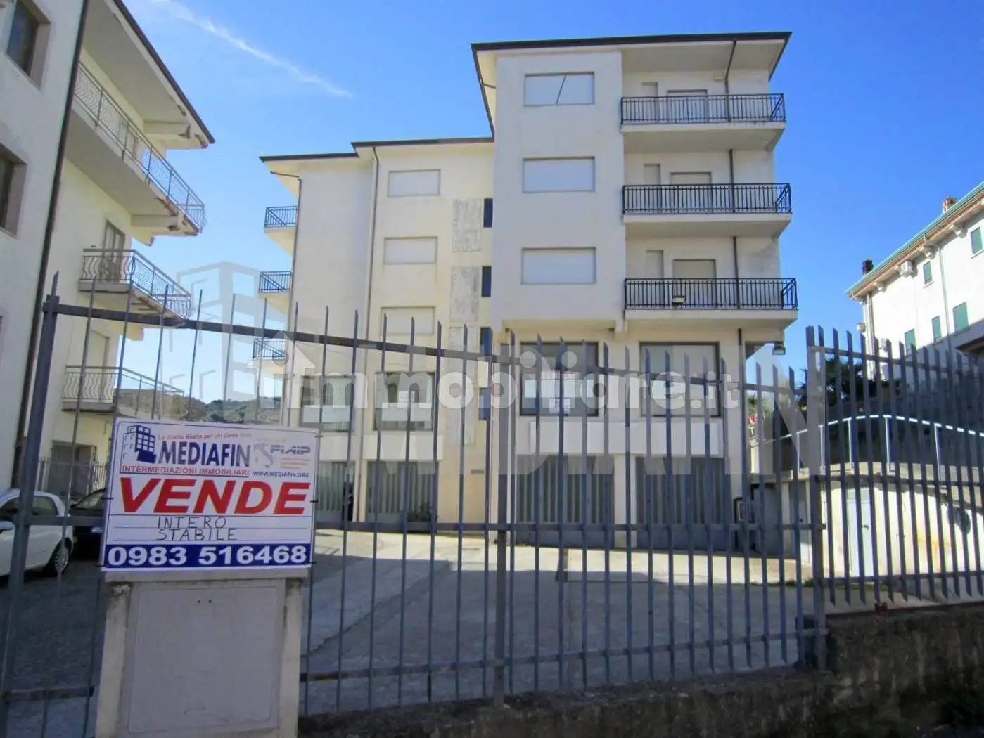 Palazzo - Edificio in vendita a Pietrapaola