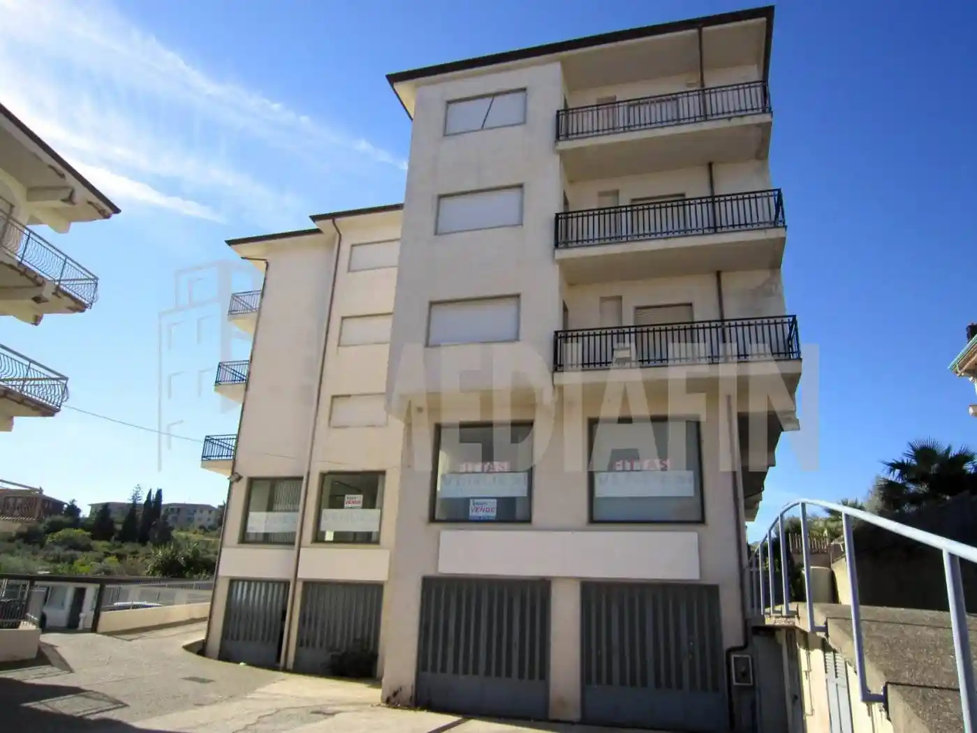 Palazzo - Edificio - foto 2