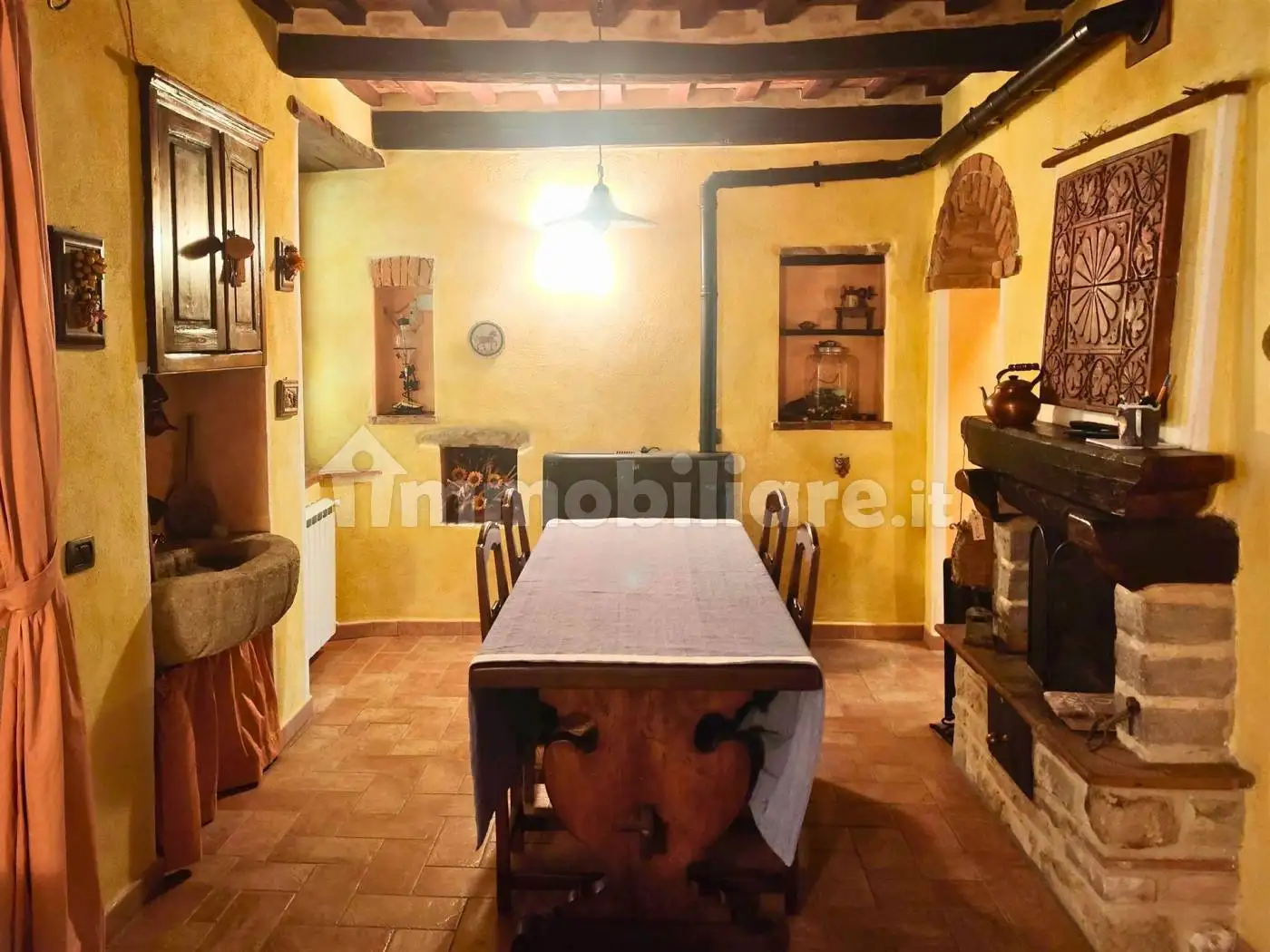 Appartamento in vendita a Seggiano