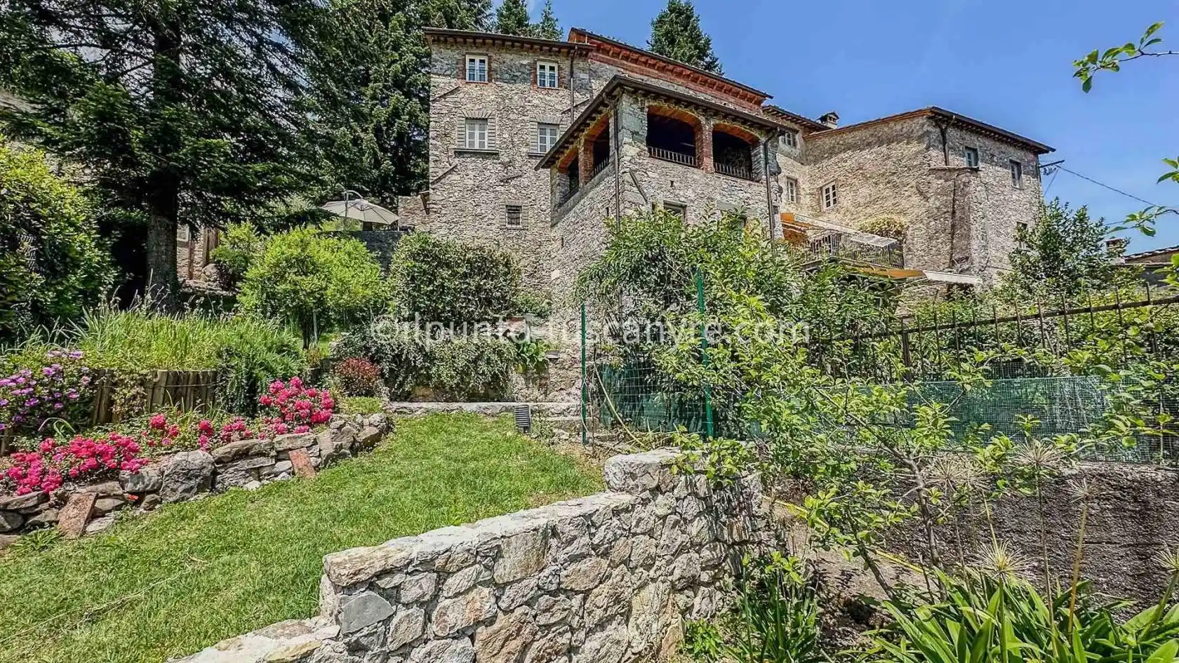 Rustico - Casale in vendita a Pescaglia