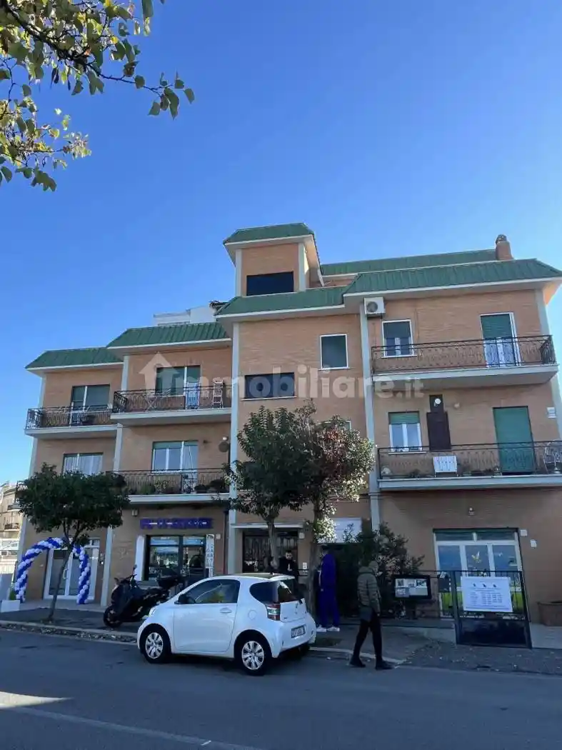 Bilocale via Ildebrando Della Giovanna 89, Massimina, Roma - foto 2