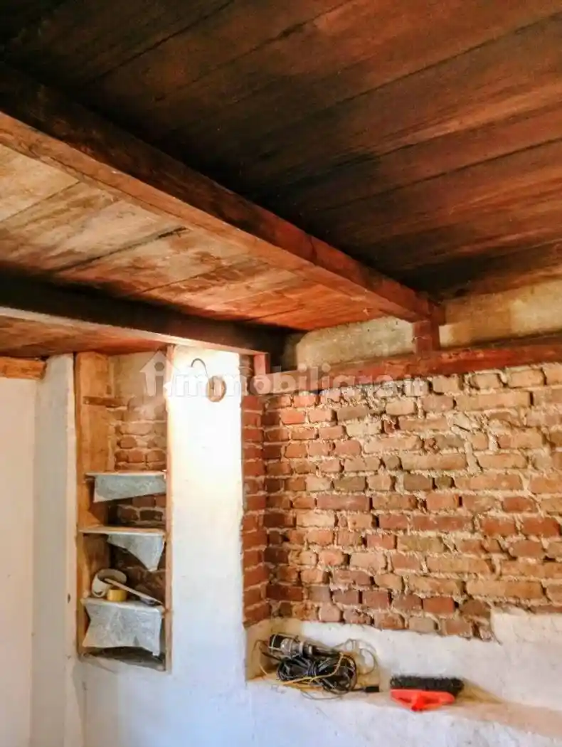 Casa indipendente in vendita a Valdilana