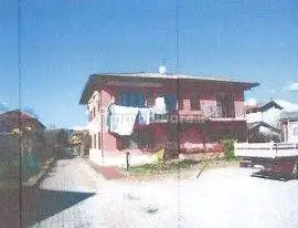 Appartamento in asta a Angera