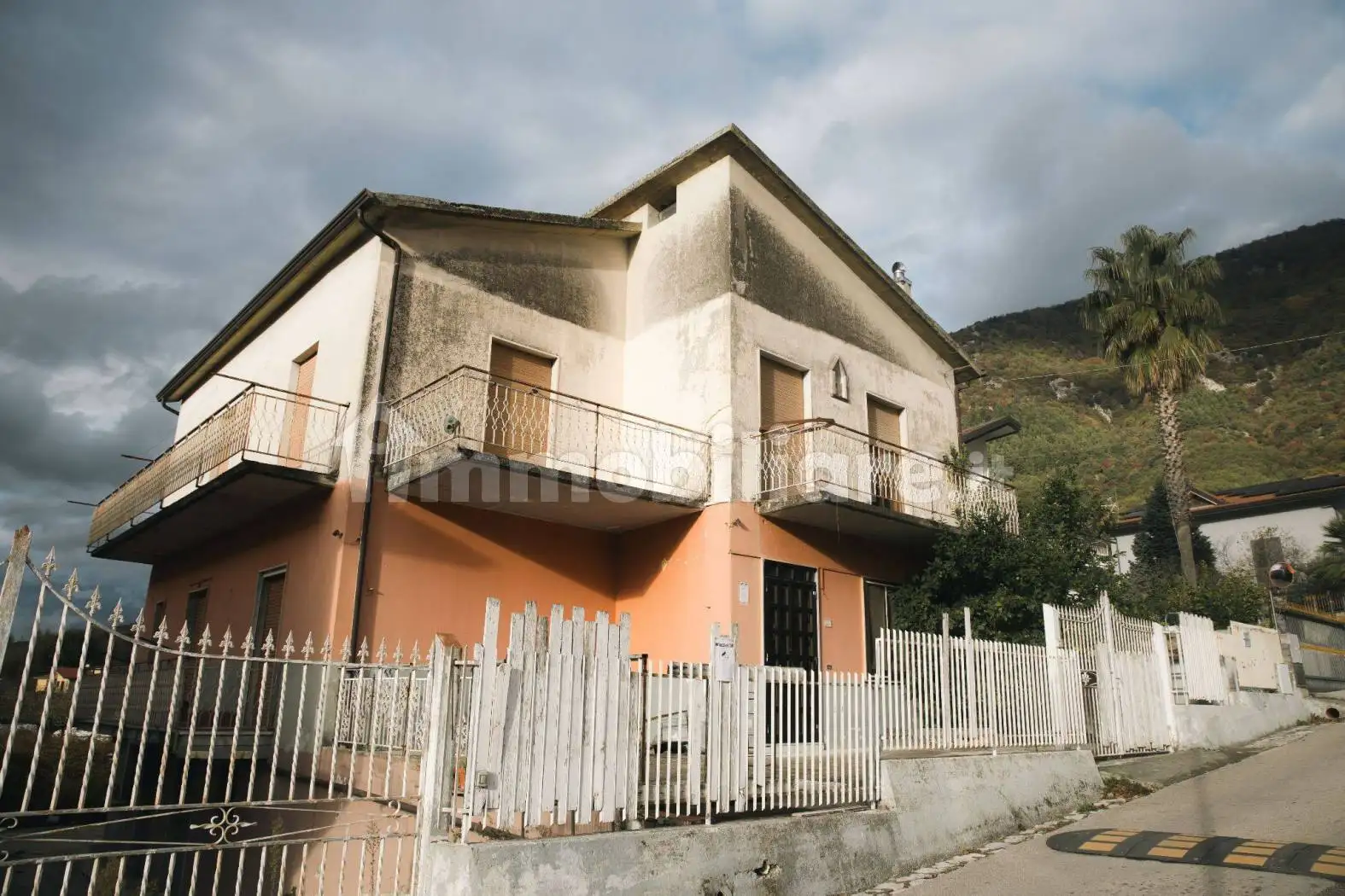 Villa in vendita a Santa Lucia di Serino