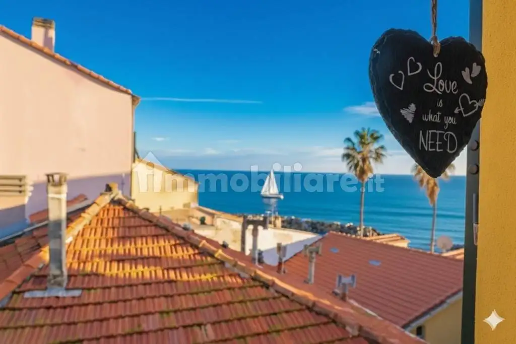 Quadrilocale via Bartolomeo Bossi, 23, Porto Maurizio, Imperia - foto 4