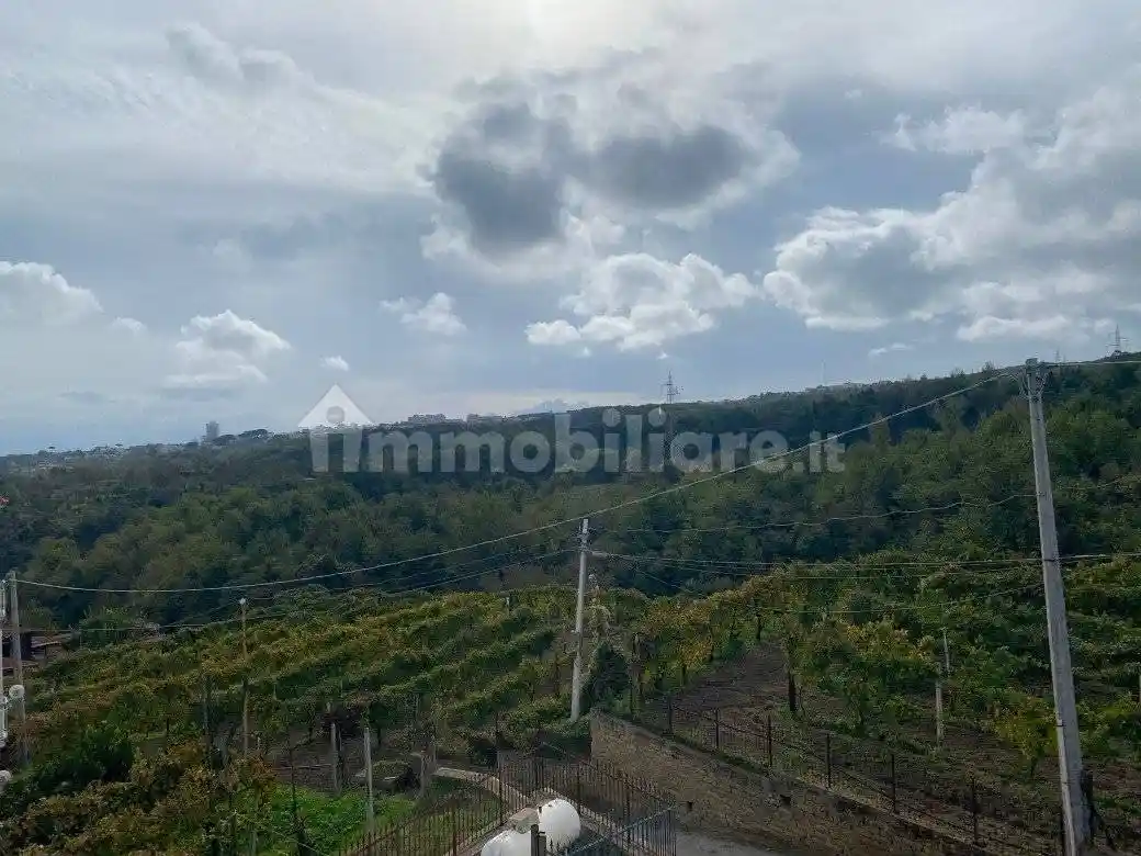 Palazzo - Edificio in vendita a Marano di Napoli