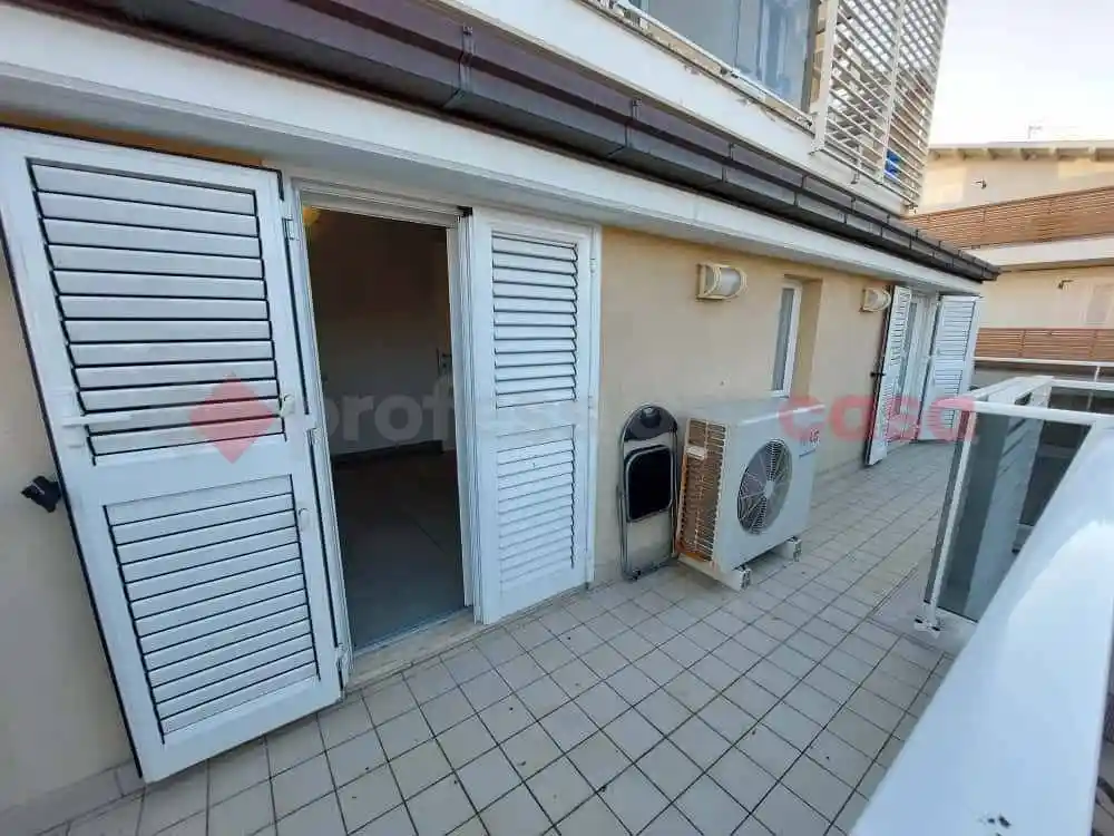 Trilocale via Toscana, snc, Lungomare Marconi, Alba Adriatica - foto 3