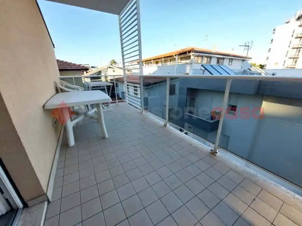 Trilocale via Toscana, snc, Lungomare Marconi, Alba Adriatica - foto 4