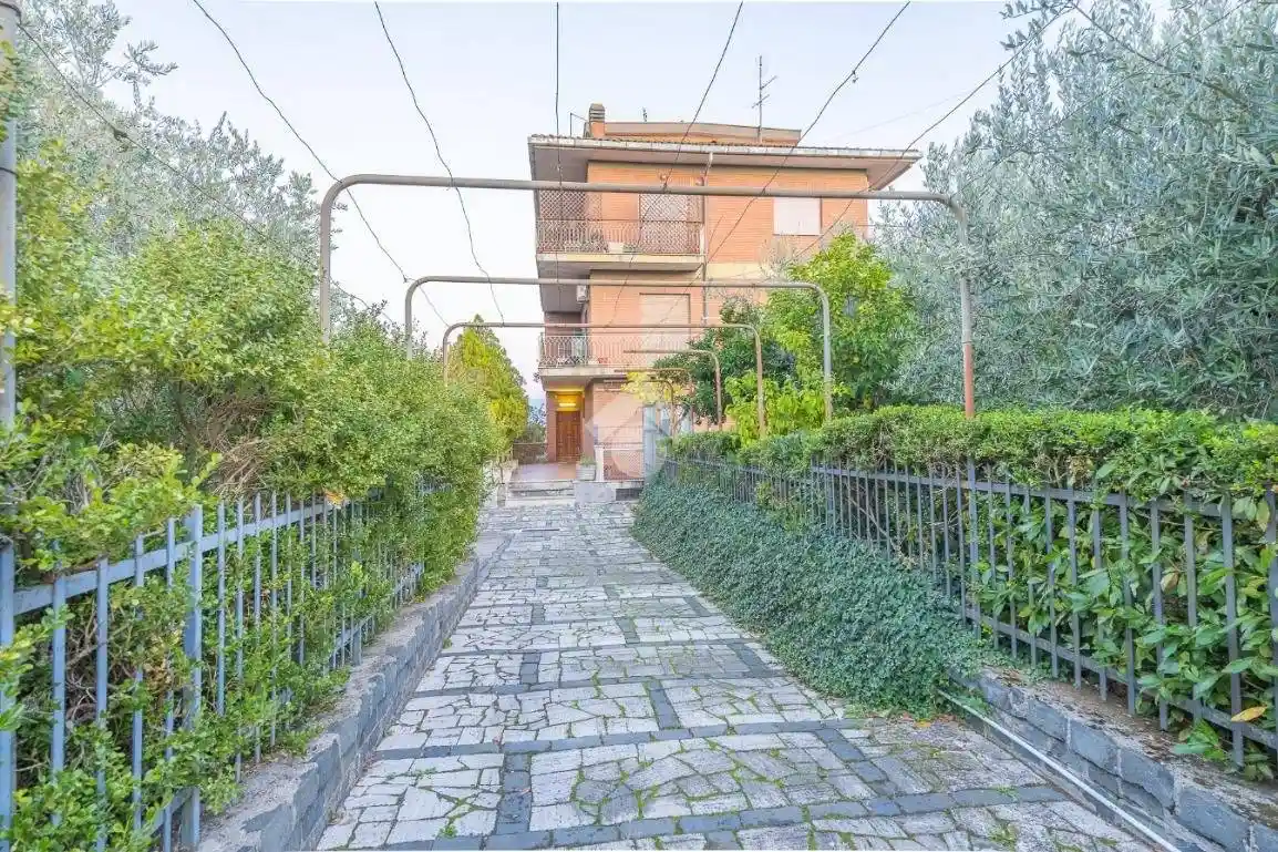 Quadrilocale via Osteria delle Capannacce 134, Case Rosse, Roma - foto 3