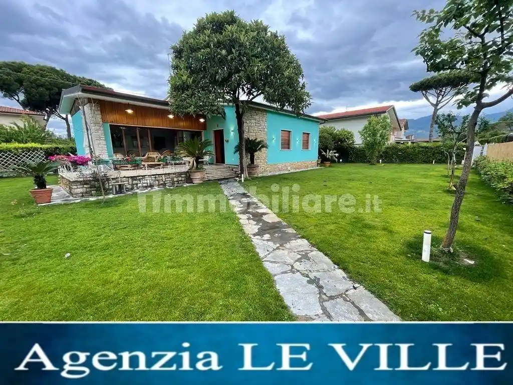 Villa in affitto a Pietrasanta