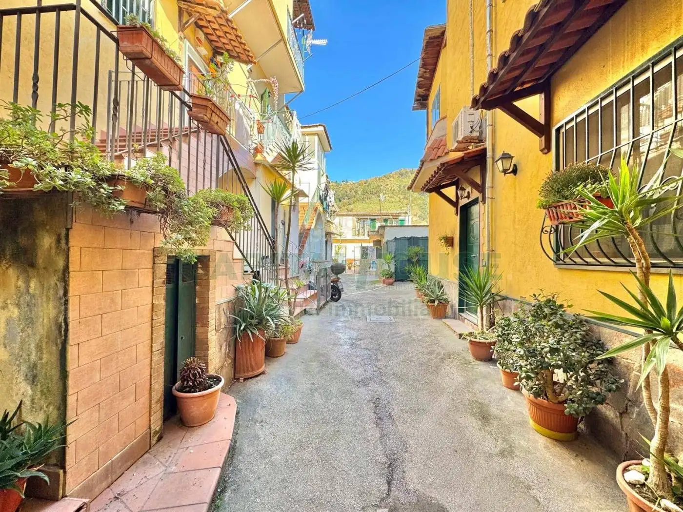 Appartamento in vendita a Napoli