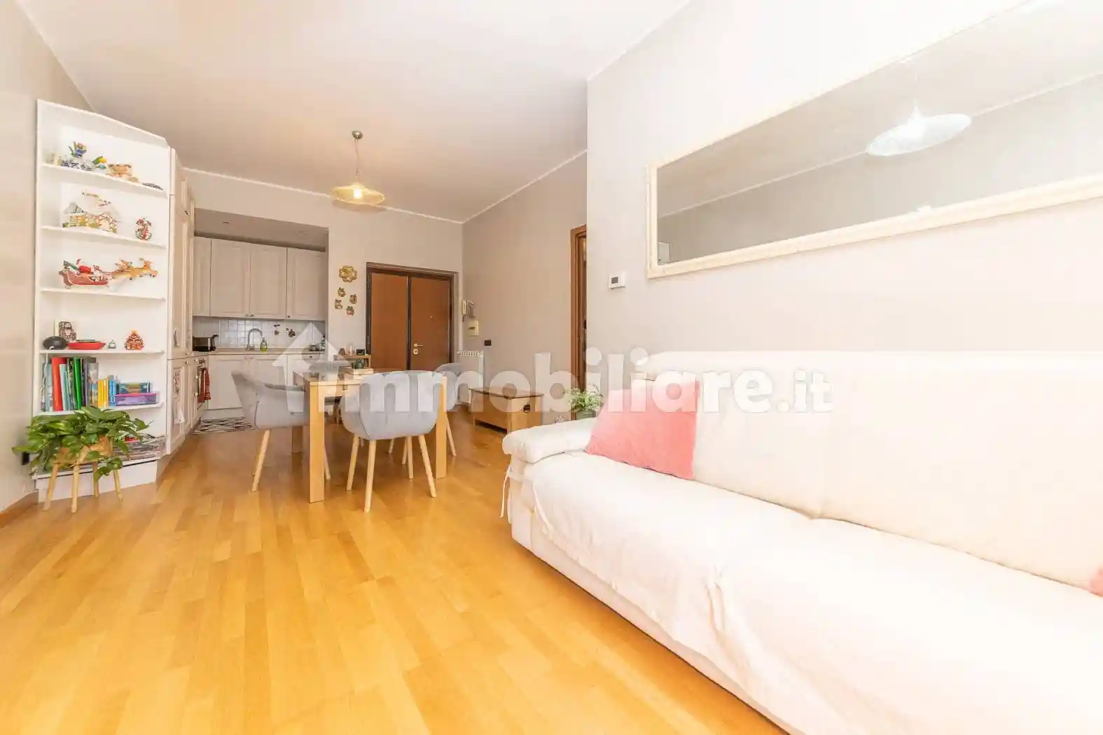 Trilocale via Roccaforzata 38, Torre Gaia, Roma - foto 2