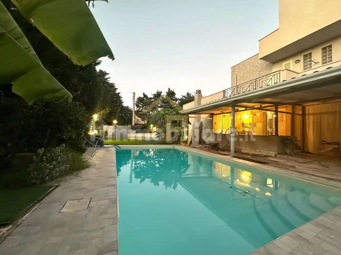 Villa in vendita a Altavilla Milicia