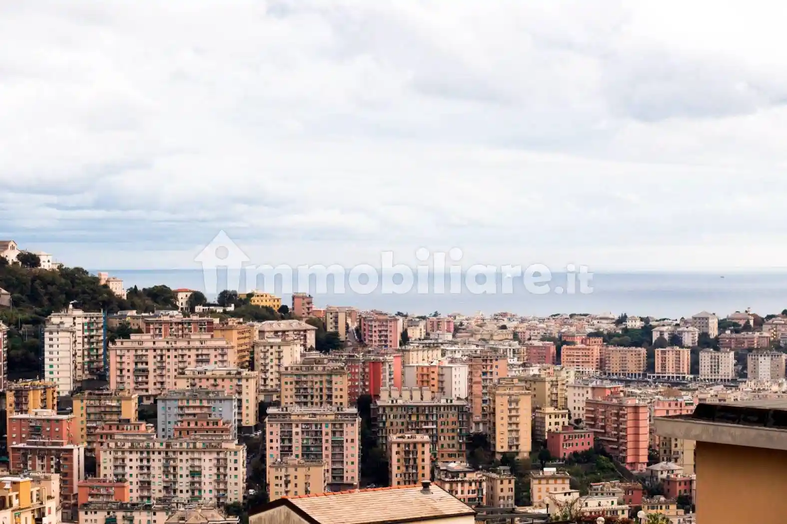 Appartamento in vendita a Genova