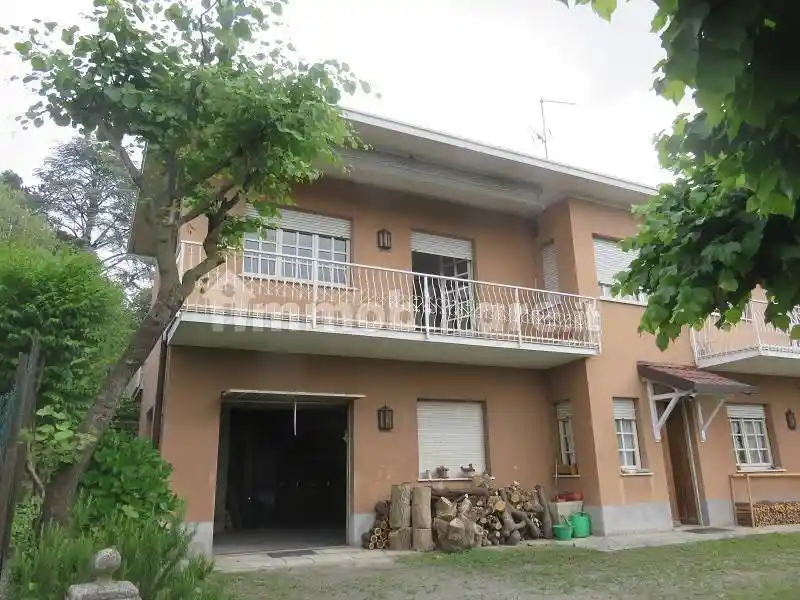 Villa unifamiliare 400 m², Centro, Erba - foto 4