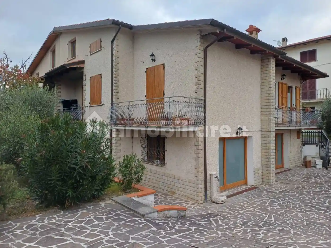 Villa in vendita a Gualdo Tadino