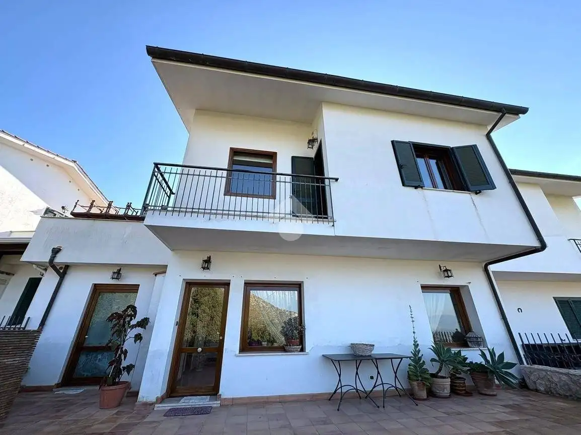 Appartamento in vendita a Sperlonga