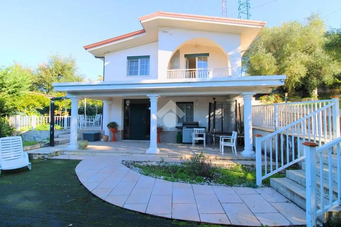 Villa in vendita a Vibonati