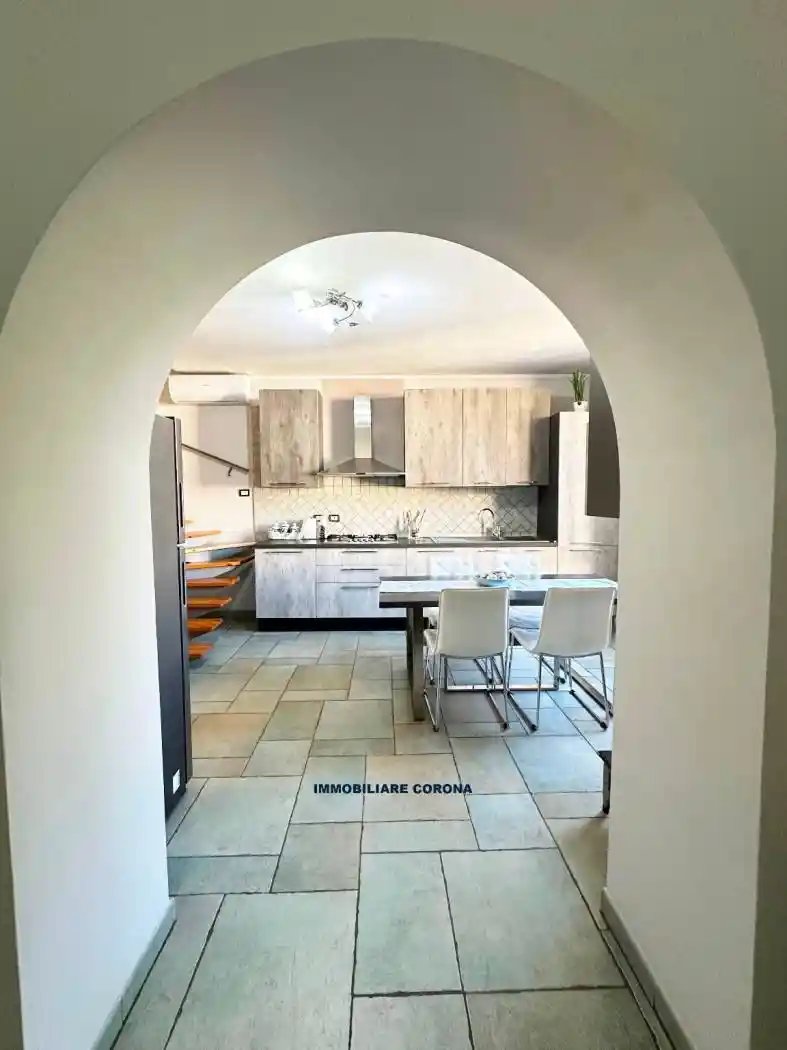 Quadrilocale via del quartiere 19, Centro, Terracina - foto 5