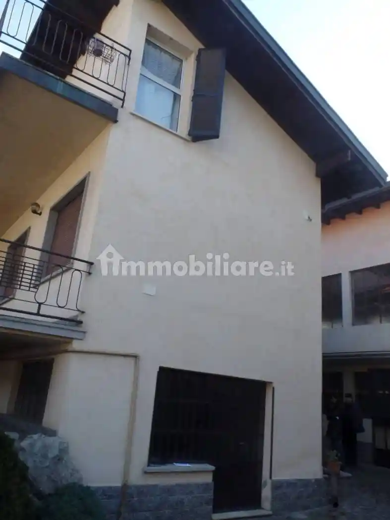 Villa unifamiliare via Garibaldi 52, Centro, Carugo - foto 5