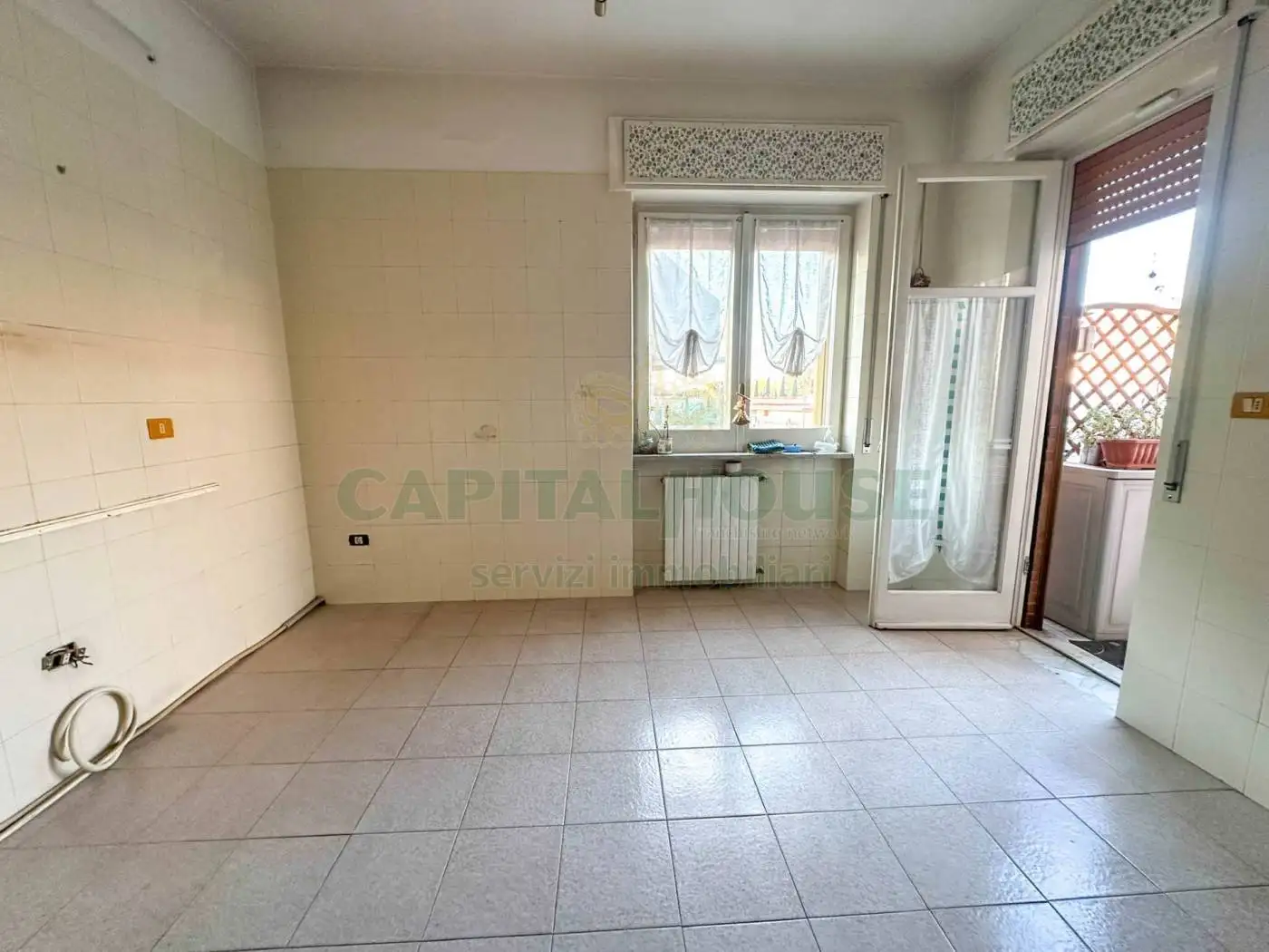 Quadrilocale via Fuori Porta Roma, Centro, Capua - foto 2