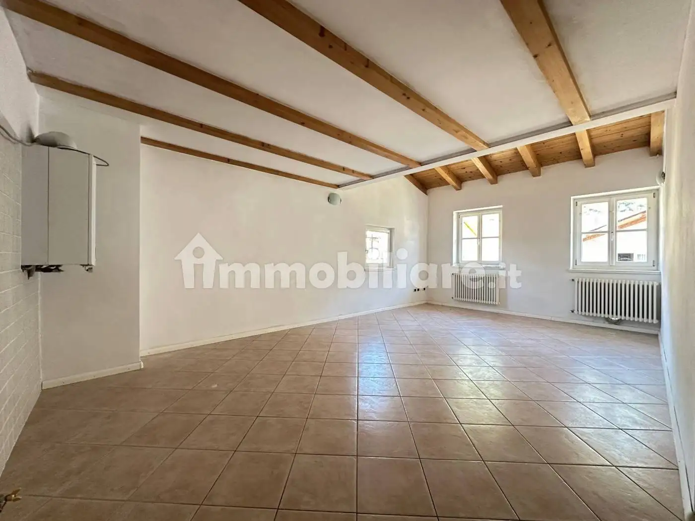 Appartamento in vendita a Egna