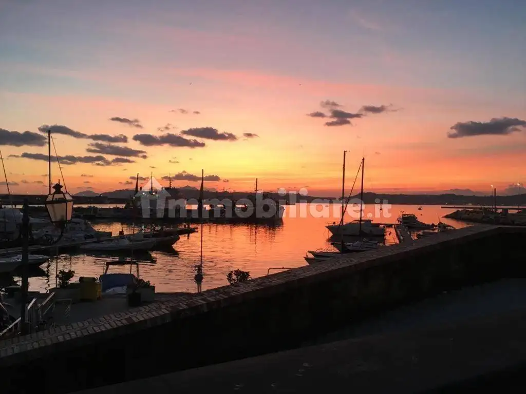 Appartamento in vendita a Pozzuoli