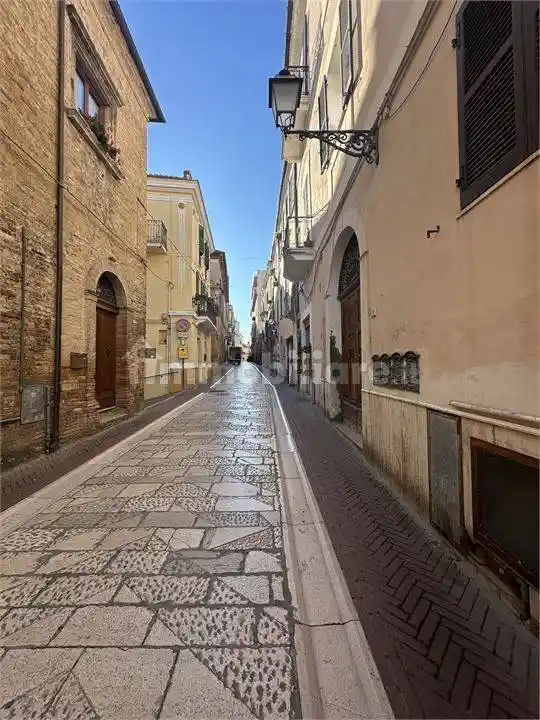 Terratetto plurifamiliare Vico Soriano 5, Centro, Città Sant'Angelo - foto 3