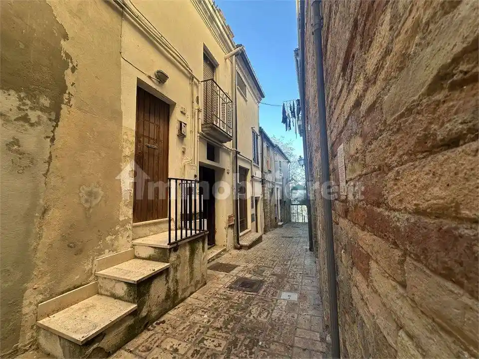 Terratetto plurifamiliare Vico Soriano 5, Centro, Città Sant'Angelo - foto 5