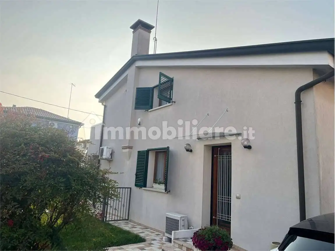 Villa in vendita a Treviso