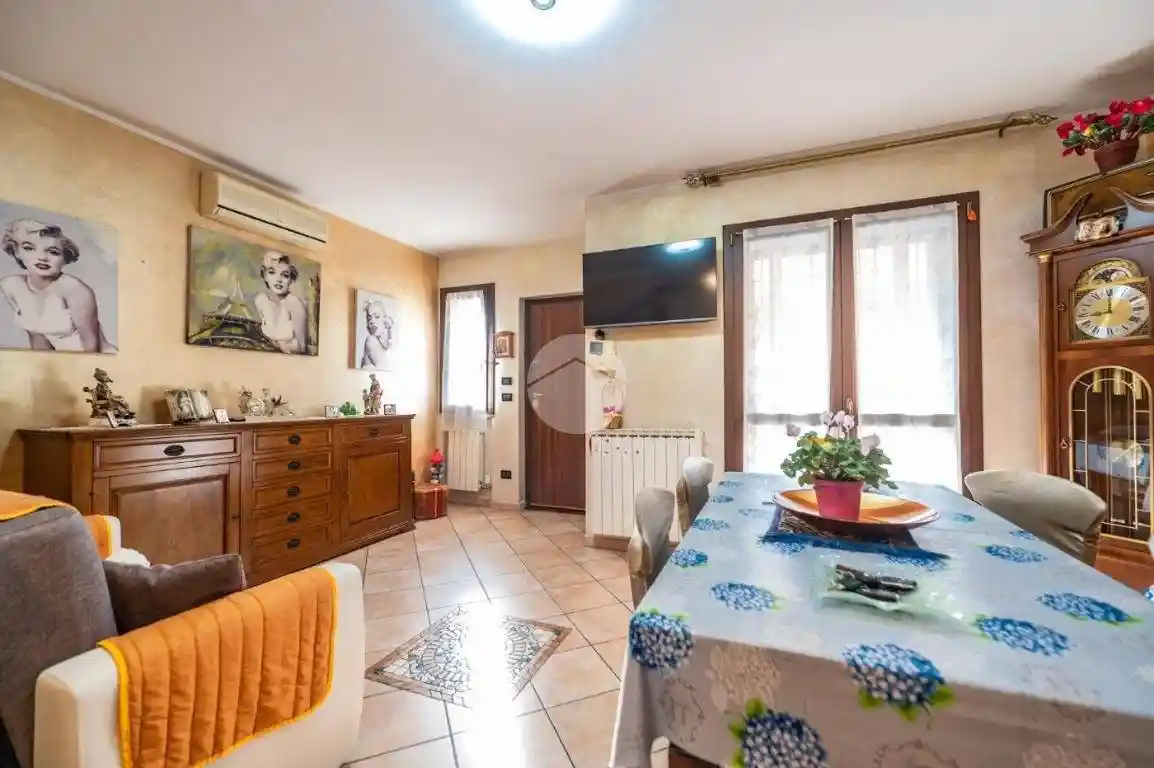 Villa bifamiliare via C. A. dalla Chiesa 1, Centro, Volvera - foto 4