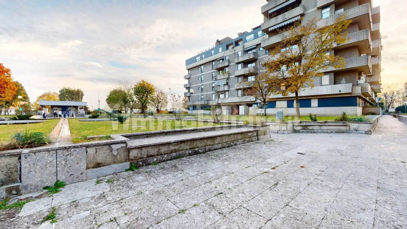 Appartamento in vendita a Rho