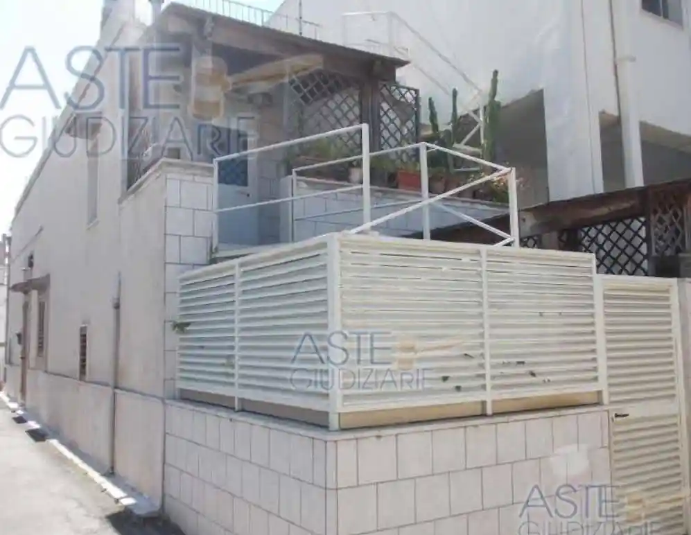 Quadrilocale Vico 2 Bis Amedeo di Savoia, Palese, Bari - foto 4