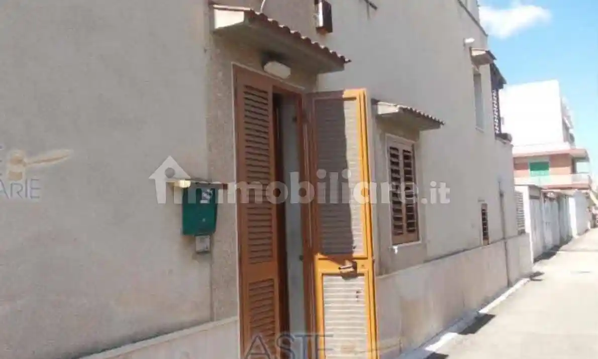 Quadrilocale Vico 2 Bis Amedeo di Savoia, Palese, Bari - foto 5