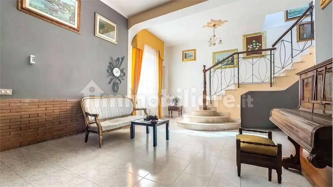 Terratetto unifamiliare via Peschiera, 00, Is Mirrionis, Cagliari - foto 2