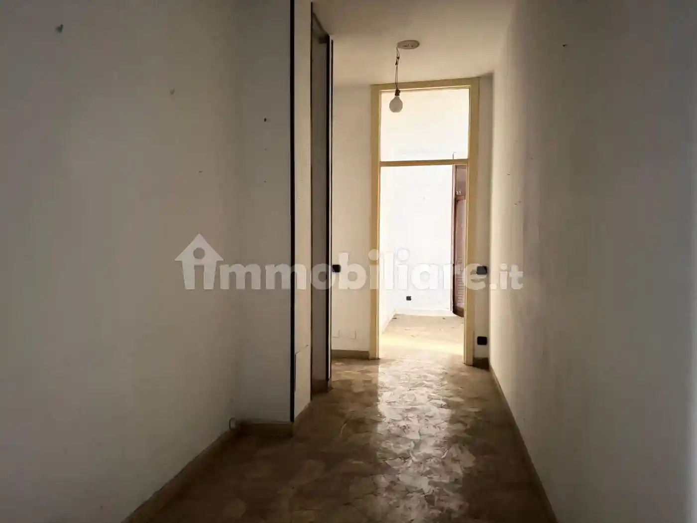 Trilocale via Bernardino Castelli 11, Brunella, Varese - foto 3